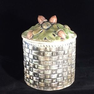 Ceramic dish with basket design  leaves and acorns